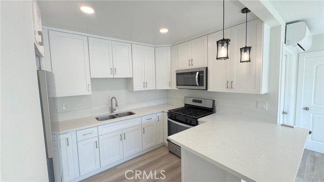 Detail Gallery Image 6 of 19 For 919 E Acacia Ave #O,  Glendale,  CA 91205 - 2 Beds | 1 Baths