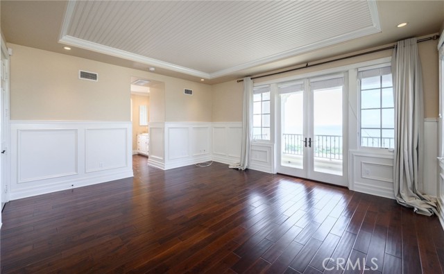 24 Wharfside Drive, Newport Coast CA: https://media.crmls.org/medias/49f1bf68-2dac-40bb-b28c-600927998640.jpg
