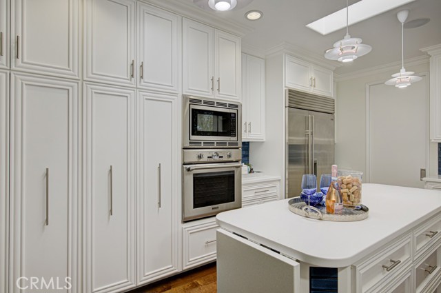 5594 Avenida Sosiega W, Laguna Woods CA: https://media.crmls.org/medias/49f227fc-6402-4b58-b8b3-4c9c080db98c.jpg