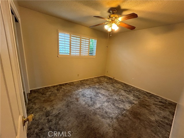 Detail Gallery Image 6 of 17 For 4708 E Santa Ana Ave, Fresno,  CA 93726 - 3 Beds | 1/1 Baths