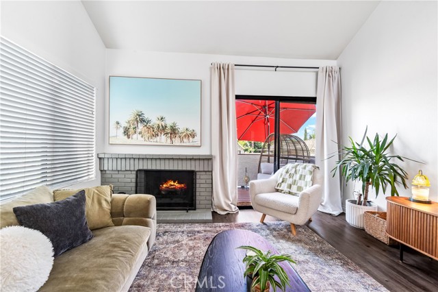 Detail Gallery Image 10 of 53 For 4707 E via La Paloma # 6, Orange,  CA 92869 - 2 Beds | 2/1 Baths