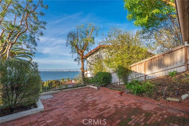 536 Via Almar, Palos Verdes Estates, California 90274, 3 Bedrooms Bedrooms, ,2 BathroomsBathrooms,Residential,For Sale,Via Almar,PV25038617