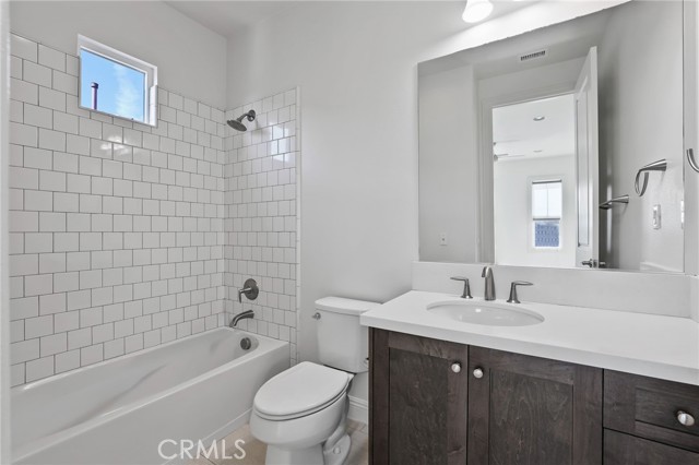 Detail Gallery Image 36 of 51 For 63 Berna, Lake Forest,  CA 92630 - 5 Beds | 4 Baths