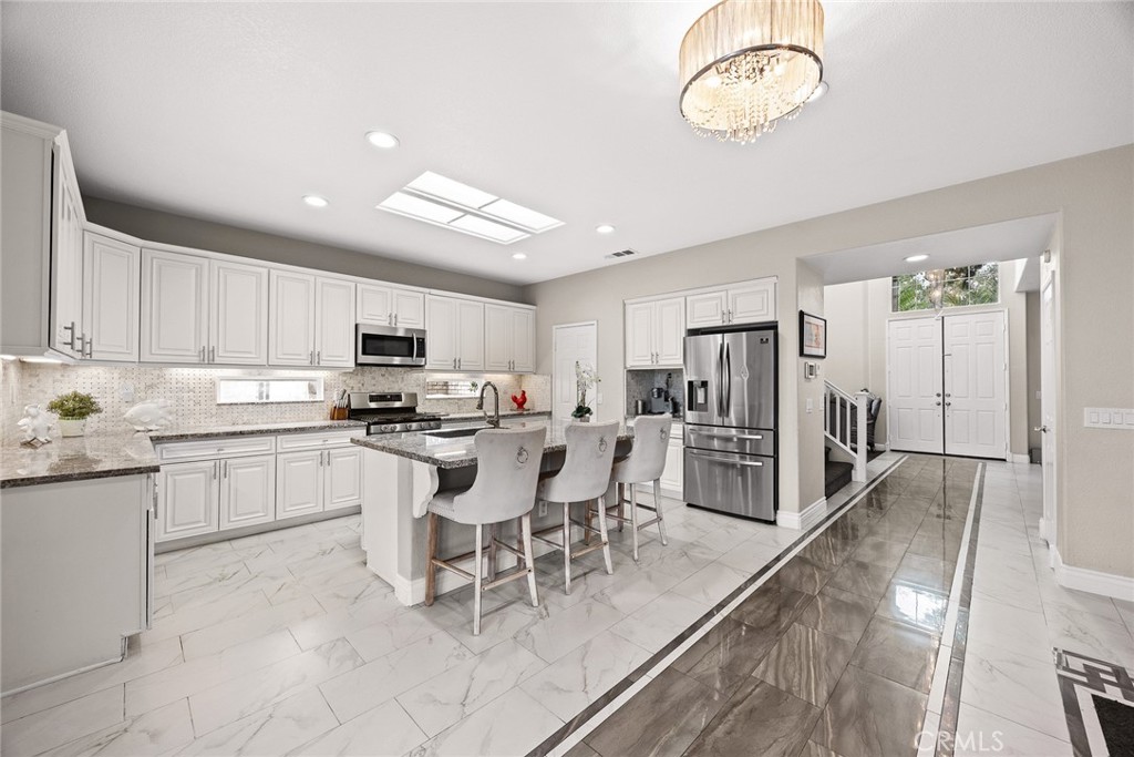 MLS #WS25260298 image #14