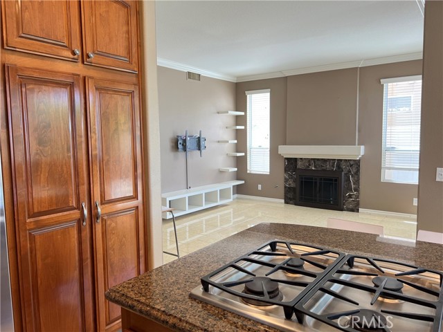 Detail Gallery Image 6 of 28 For 37 via Gatillo, Rancho Santa Margarita,  CA 92688 - 3 Beds | 2/1 Baths