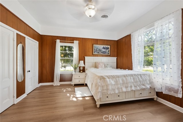 Detail Gallery Image 17 of 42 For 318 E 11th St, Pomona,  CA 91766 - 5 Beds | 2/1 Baths