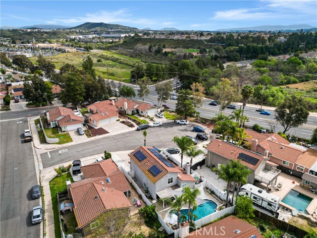 Detail Gallery Image 22 of 26 For 27097 Quail Creek Ct, Temecula,  CA 92591 - 4 Beds | 2/1 Baths