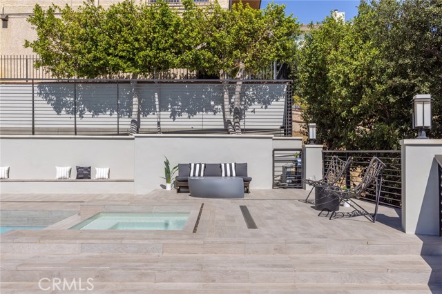 Detail Gallery Image 44 of 62 For 2111 Rimcrest Dr, Glendale,  CA 91207 - 4 Beds | 5 Baths