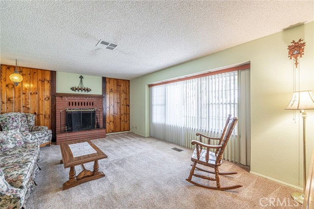 42631 51st W Street, Quartz Hill CA: https://media.crmls.org/medias/49f6a88c-2b15-4dfd-9ce9-f581953a29f1.jpg