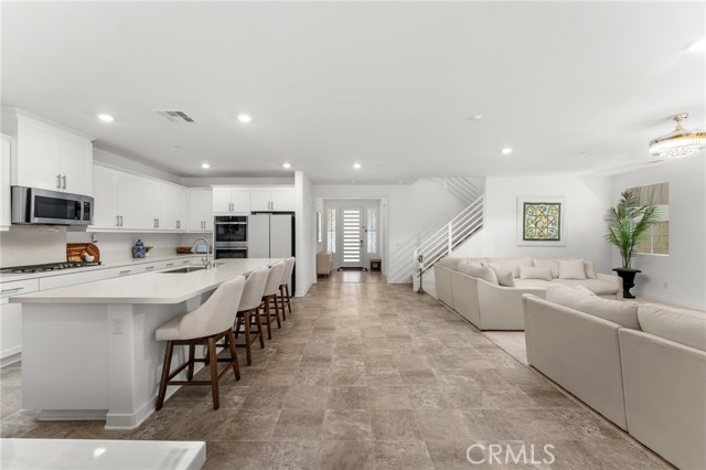 Detail Gallery Image 13 of 59 For 16776 Tulip Tree Street, Fontana,  CA 92336 - 5 Beds | 4 Baths