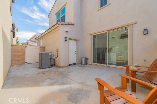 Detail Gallery Image 4 of 33 For 4836 S Monarch Pl, Ontario,  CA 91762 - 3 Beds | 3 Baths