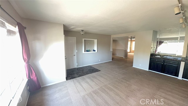 Detail Gallery Image 13 of 41 For 22962 Giant Fir Pl, Canyon Lake,  CA 92587 - 3 Beds | 2 Baths