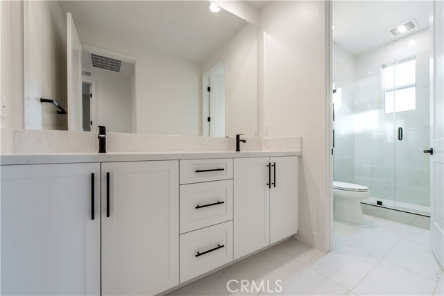 Detail Gallery Image 17 of 29 For 150 Somera, Irvine,  CA 92602 - 4 Beds | 3 Baths