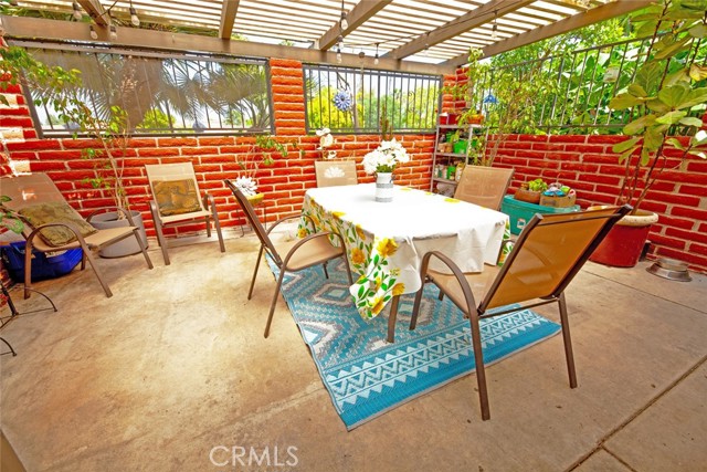 23356 Via San Miguel, Aliso Viejo CA: https://media.crmls.org/medias/49f8c83f-0a0e-46d2-af7c-f541bfaa4d26.jpg