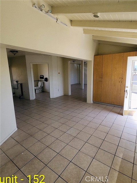  Commercial for Sale in Apple Valley, California