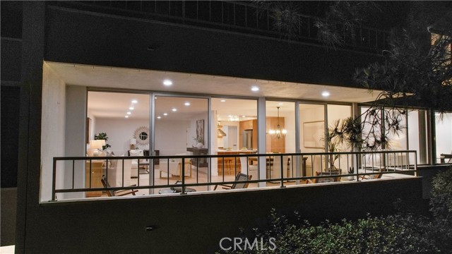 32735 Seagate Drive, Rancho Palos Verdes CA: https://media.crmls.org/medias/49f942bd-9208-47c8-aebb-5b119db132b5.jpg