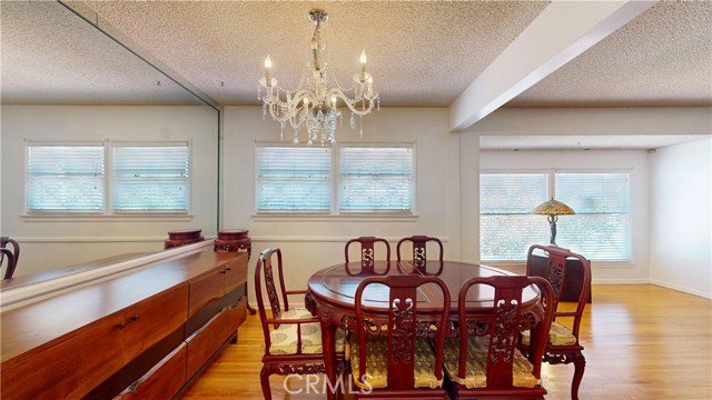 13322 Valleyheart N Drive, Sherman Oaks CA: https://media.crmls.org/medias/49f9a47a-ed0a-4185-bc61-de12b9f2b59f.jpg