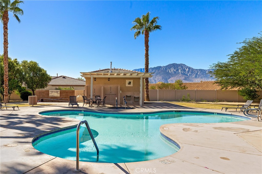 MLS #OC25235151 image #17