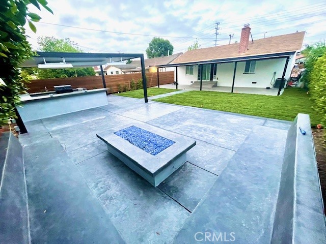 Detail Gallery Image 10 of 12 For 22135 Vanowen St, Canoga Park,  CA 91303 - 3 Beds | 2 Baths