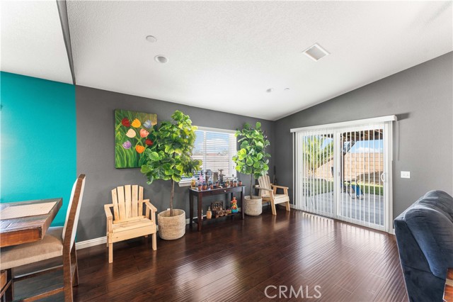 Detail Gallery Image 9 of 36 For 37068 Waltham Pl, Palmdale,  CA 93550 - 4 Beds | 2 Baths