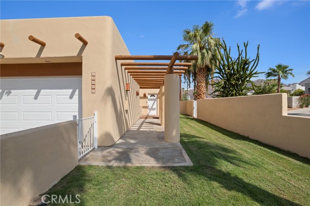 Detail Gallery Image 3 of 46 For 52500 Avenida Alvarado, La Quinta,  CA 92253 - 3 Beds | 2 Baths