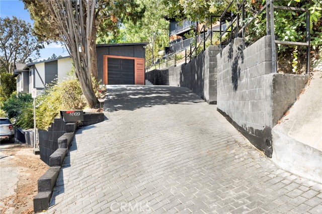 Detail Gallery Image 35 of 44 For 4009 Weslin Ave, Sherman Oaks,  CA 91423 - 3 Beds | 3 Baths