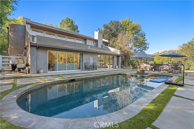 Detail Gallery Image 35 of 39 For 22 Round up, Bell Canyon,  CA 91307 - 6 Beds | 6/1 Baths