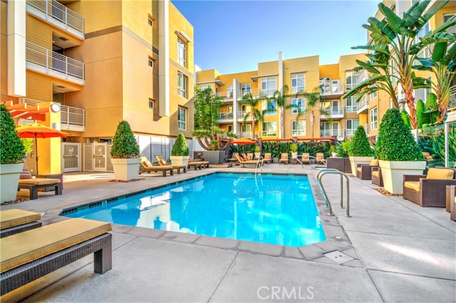 Detail Gallery Image 26 of 31 For 21301 Erwin St #343,  Woodland Hills,  CA 91367 - 2 Beds | 2 Baths