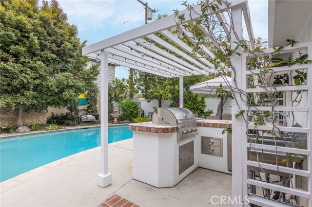 Detail Gallery Image 45 of 70 For 4225 Myrtle Ave, Long Beach,  CA 90807 - 5 Beds | 3/1 Baths
