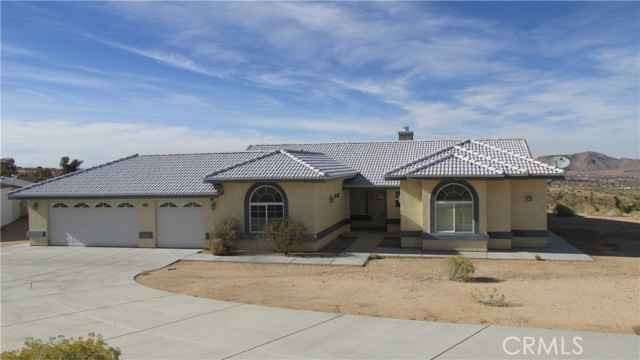 Image 3 for 9410 Pioneer Rd, Apple Valley, CA 92308