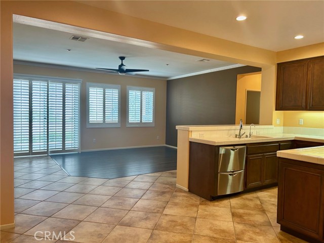 Detail Gallery Image 5 of 11 For 11071 Alamo Rd, Loma Linda,  CA 92354 - 4 Beds | 3 Baths