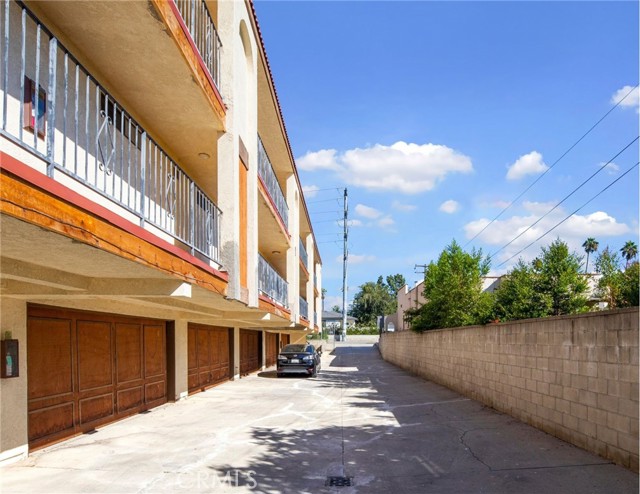 2608 West Alhambra Road photo 27