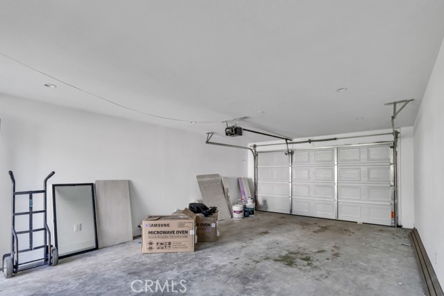 629 Olive Avenue, Long Beach CA: https://media.crmls.org/medias/49fe5668-3770-4148-a605-59071522a84e.jpg