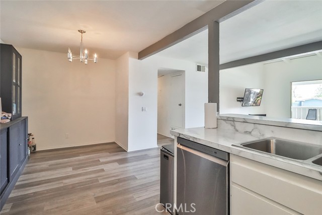 Detail Gallery Image 9 of 25 For 1300 Saratoga Ave #805,  Ventura,  CA 93003 - 3 Beds | 2 Baths