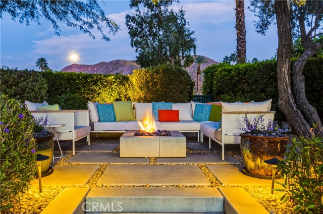 Detail Gallery Image 16 of 72 For 2736 S Camino Real, Palm Springs,  CA 92264 - 4 Beds | 3 Baths