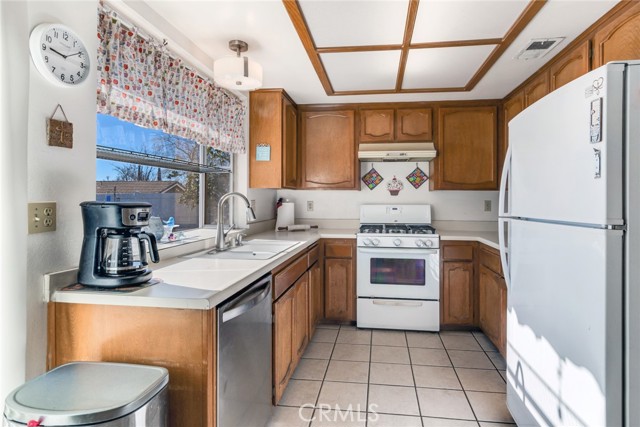 6195 Mandy Lane, San Bernardino, CA, 92407 6195 Mandy Lane, San Bernardino, CA, 92407
