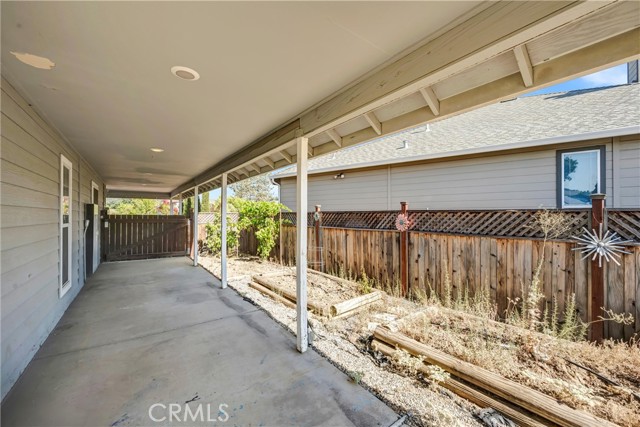 Detail Gallery Image 34 of 38 For 18695 Horseshoe Rd, Hidden Valley Lake,  CA 95467 - 3 Beds | 2/1 Baths