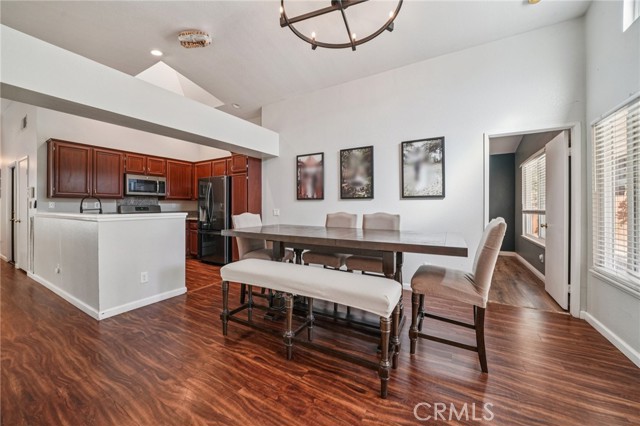 Detail Gallery Image 13 of 57 For 10374 Crossing Green, Moreno Valley,  CA 92557 - 3 Beds | 2 Baths