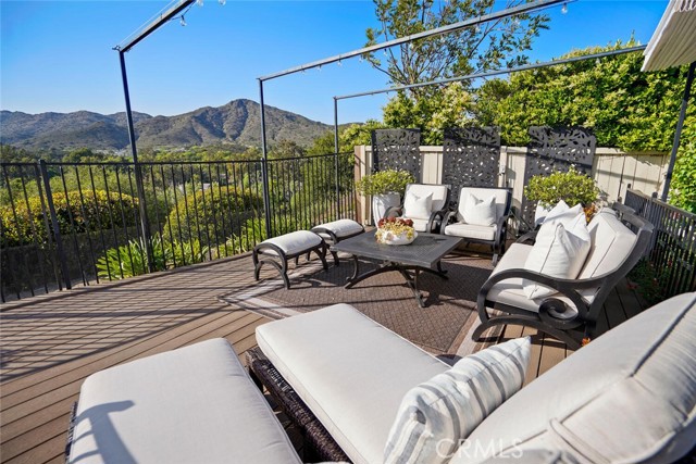 Detail Gallery Image 49 of 75 For 6617 Oak Forest Dr, Oak Park,  CA 91377 - 3 Beds | 2/1 Baths