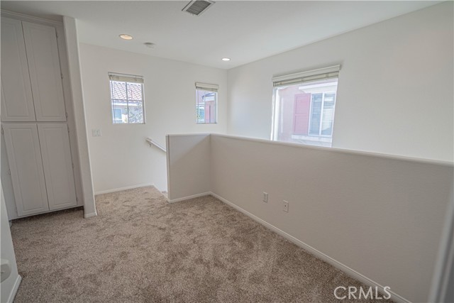 Detail Gallery Image 12 of 32 For 24743 Montevista, Valencia,  CA 91354 - 3 Beds | 3 Baths