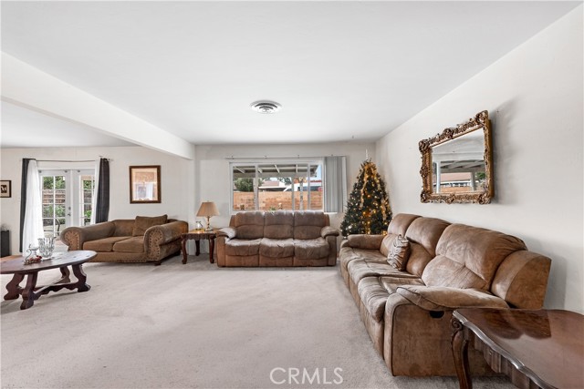 Detail Gallery Image 7 of 43 For 4308 Charter Oaks, Bakersfield,  CA 93309 - 3 Beds | 2 Baths