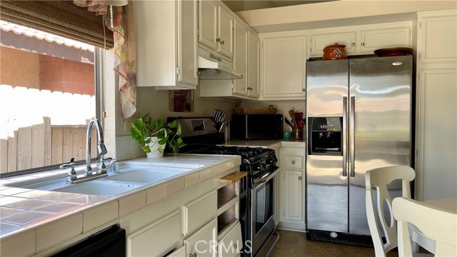 Detail Gallery Image 12 of 33 For 763 W Virginia St, Rialto,  CA 92376 - 2 Beds | 2 Baths