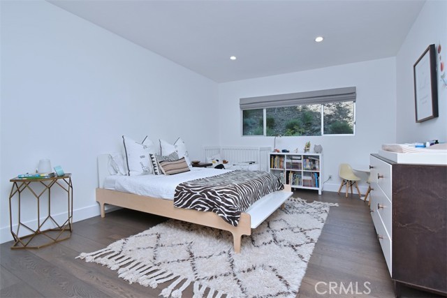 Detail Gallery Image 28 of 59 For 3551 Royal Woods Dr, Sherman Oaks,  CA 91403 - 4 Beds | 4/1 Baths