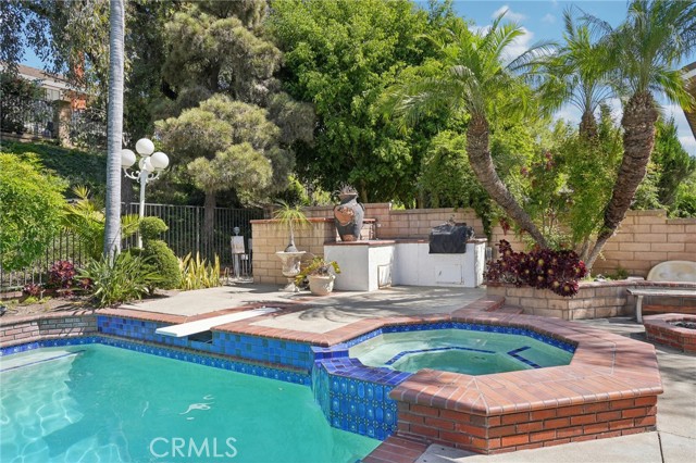 Detail Gallery Image 36 of 58 For 21159 via Noriega, Yorba Linda,  CA 92887 - 4 Beds | 3 Baths