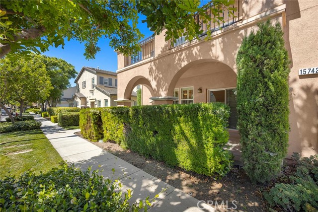 15740 Agave Avenue, Chino CA: https://media.crmls.org/medias/4a00cd77-e885-4e9a-a0b9-08c38a24f0cd.jpg