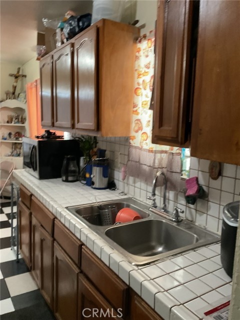 4465 Lovett Street, Commerce CA: https://media.crmls.org/medias/4a017616-7545-42c2-8864-1310942ea2c6.jpg