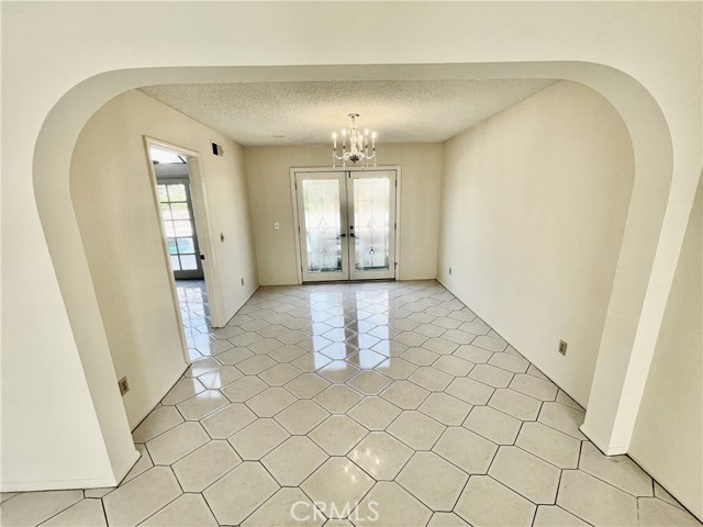 Detail Gallery Image 9 of 35 For 19637 Crystal Ridge Ln, Porter Ranch,  CA 91326 - 3 Beds | 2/1 Baths