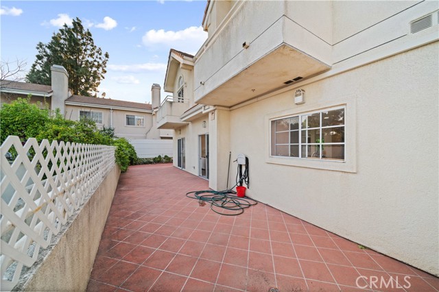 900 Arcadia Avenue, Arcadia CA: https://media.crmls.org/medias/4a04ee28-add0-4002-b385-5744385197a4.jpg