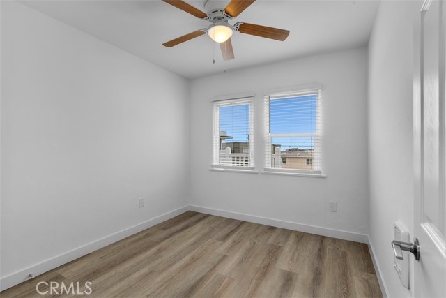 908 Manhattan Avenue, Hermosa Beach CA: https://media.crmls.org/medias/4a051b7c-6623-47ea-889d-deaab7b2404e.jpg