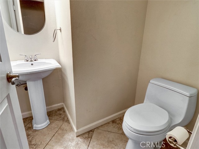 Detail Gallery Image 19 of 39 For 76871 Castle Ct, Palm Desert,  CA 92211 - 4 Beds | 3/1 Baths